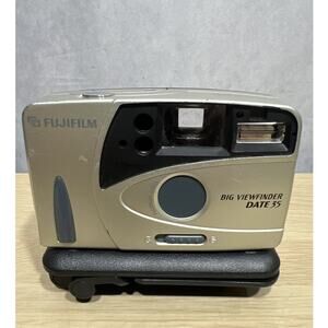 Vintage Fujifilm Big Viewfinder Auto 35 Camera 35mm Film Included